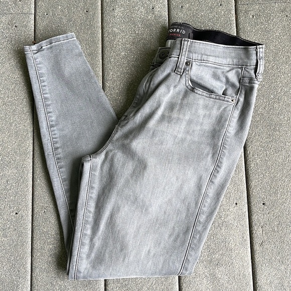 TORRID Gray High Rise Skinny Jeans 12R - Picture 2 of 10